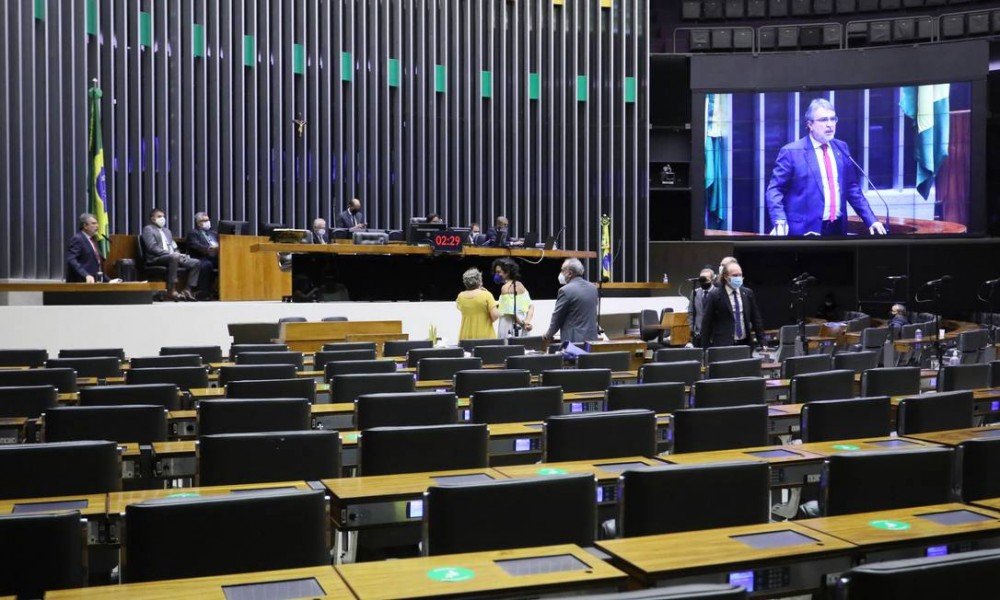 Câmara Federal - Bolsonaristas tentam aprovar projeto sobre terrorismo usando Talibã como pretexto