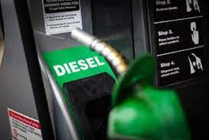 Preço médio do diesel fecha agosto com nova alta, e diferença desde o menor valor do ano chega a 23%, aponta Ticket Log