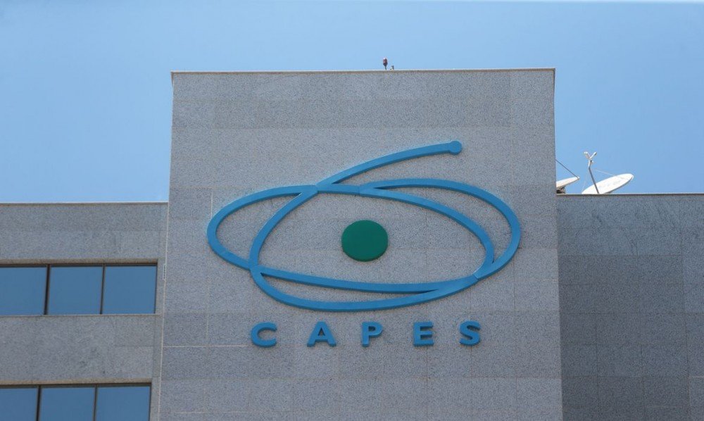 Capes - abertas matrículas para mestrado de matemática em 77 instituições do país