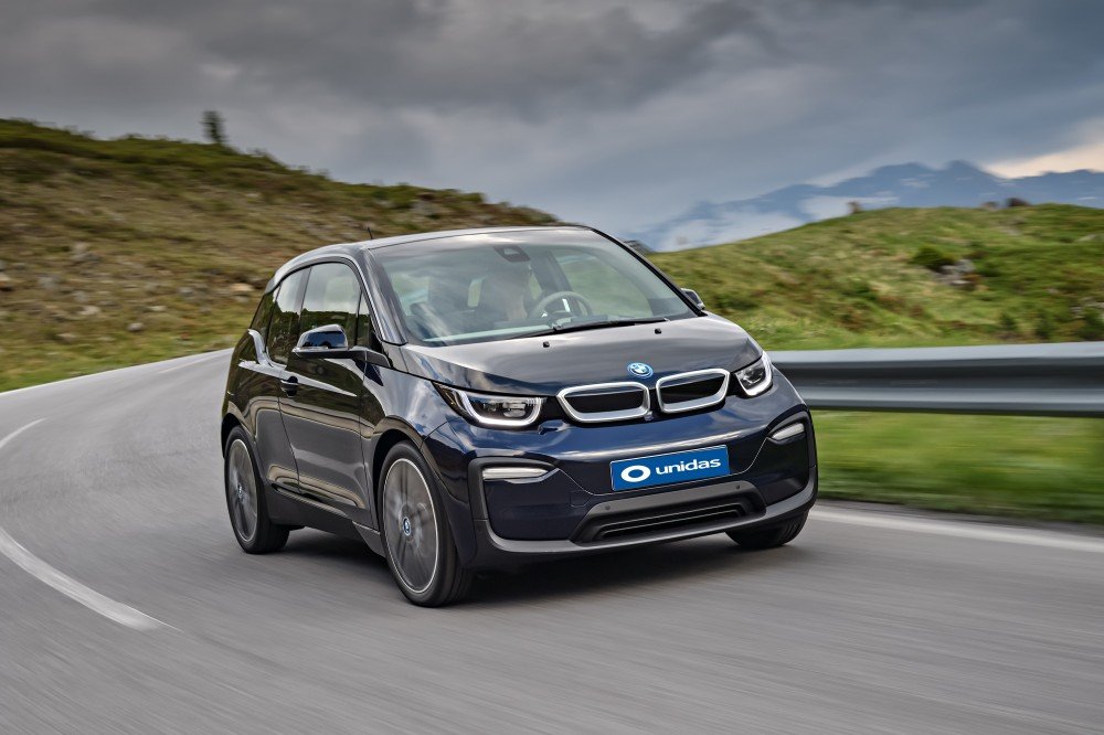 Locação de carro elétrico é oportunidade para conhecer de perto essa tecnologia