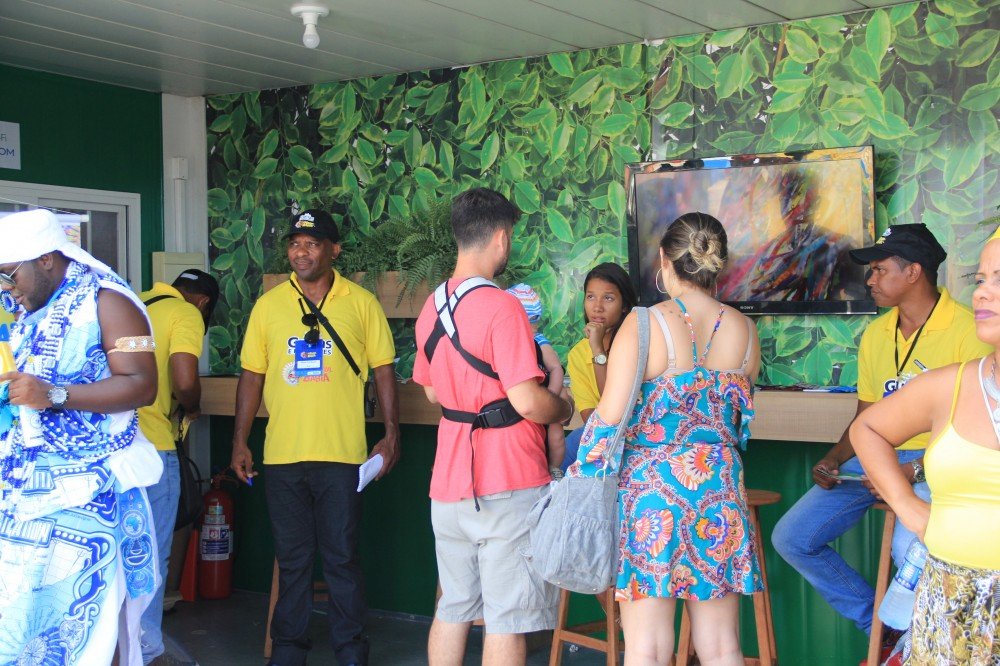 “Lounge do Turista” oferece conforto e serviços de apoio nos circuitos do Carnaval