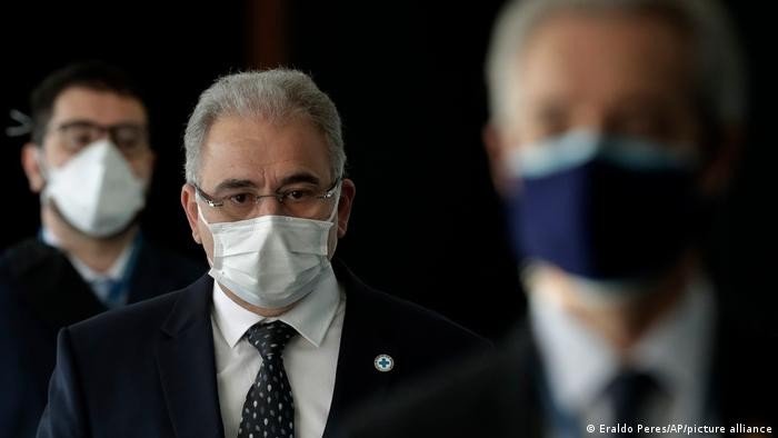 Queiroga volta atrás e nega vacina para adolescente sem comorbidade