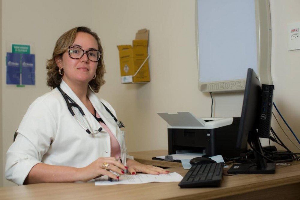 Especialista orienta quando procurar um médico pneumologista