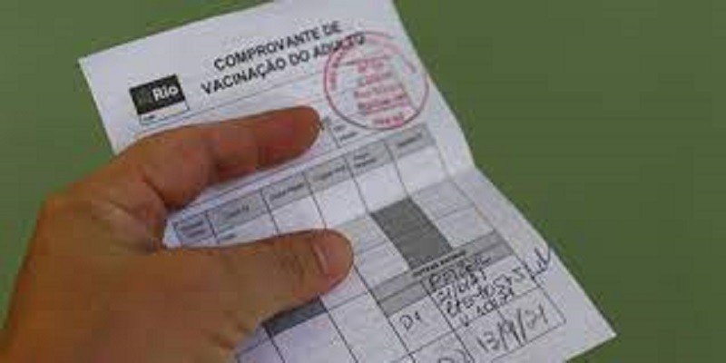 Empresas começam a exigir comprovante de vacina para candidatos