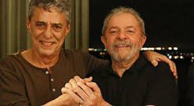 Lula convida Chico Buarque para padrinho do seu casamento com Janja