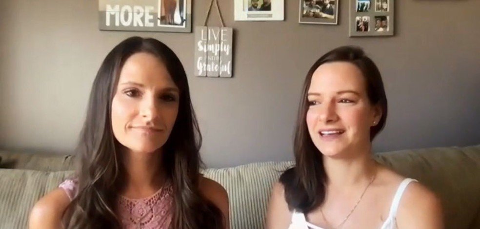 Irmã possibilita gravidez da gêmea idêntica mais de 25 anos depois de doar medula óssea