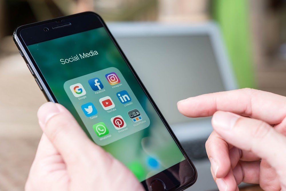Brasil é o 3º país que mais usa redes sociais no mundo