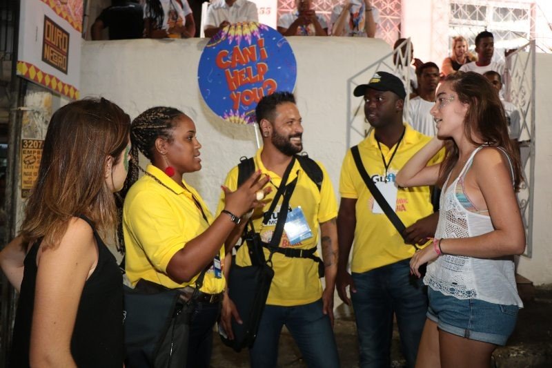 Guias e Monitores atenderam mais de 126 mil turistas no Carnaval baiano