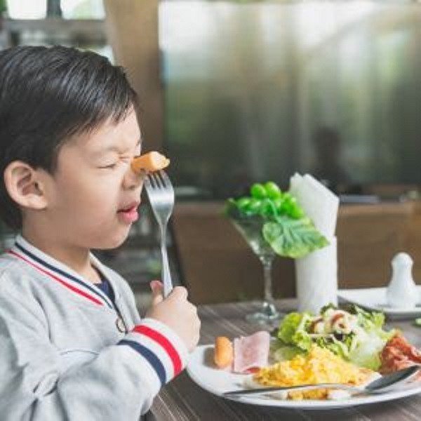Por que é importante ficar atento à alimentação das crianças?
