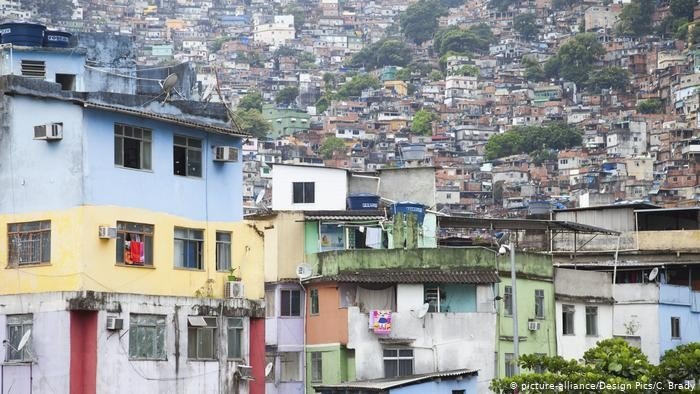 Brasil volta a registrar inflação de dois dígitos