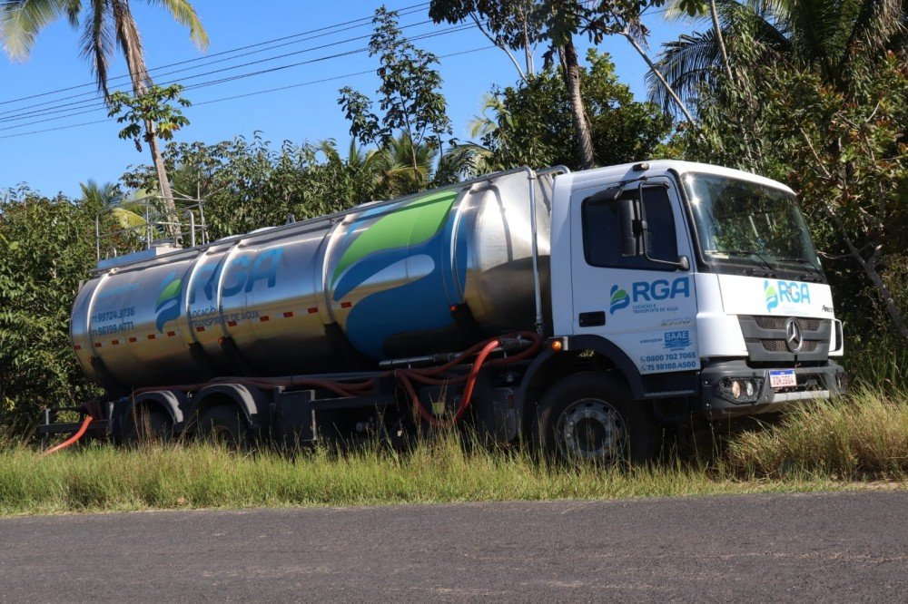 SAAE conta com novo caminhão-pipa para melhorar abastecimento em comunidades de Alagoinhas