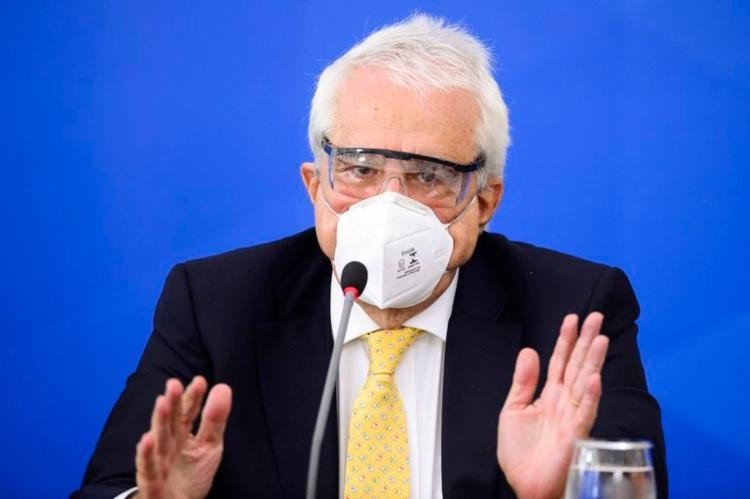 “Bolsonaro desobedece a regras e regulações da Petrobras”, diz ex-presidente da empresa