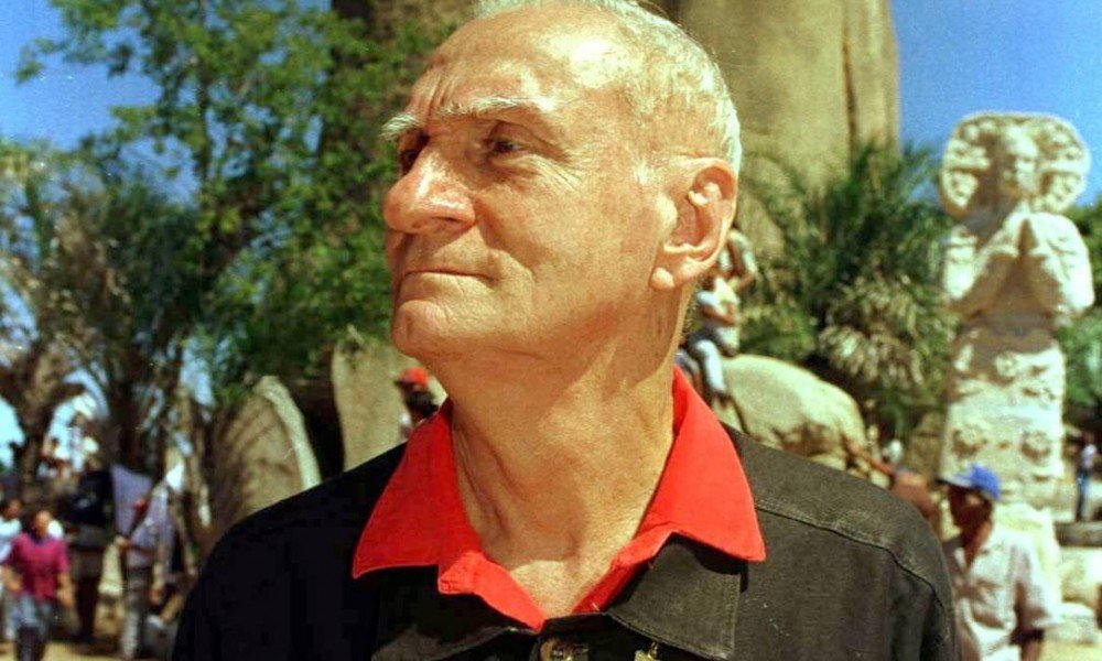 'A Pedra do Reino': Edição especial comemora 50 anos do épico nordestino de Ariano Suassuna