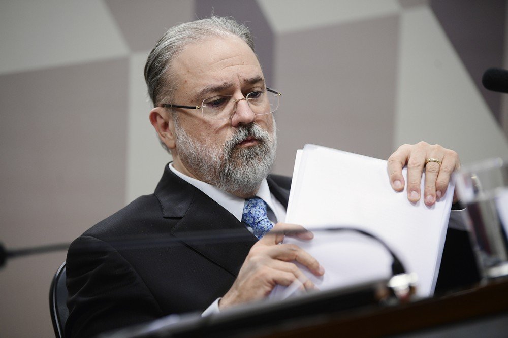 PGR abre apuração preliminar para investigar Bolsonaro e outros alvos da CPI da Covid