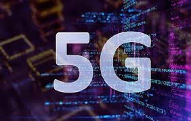 Com dois anos e meio de atraso, Brasil começa leilão do 5G
