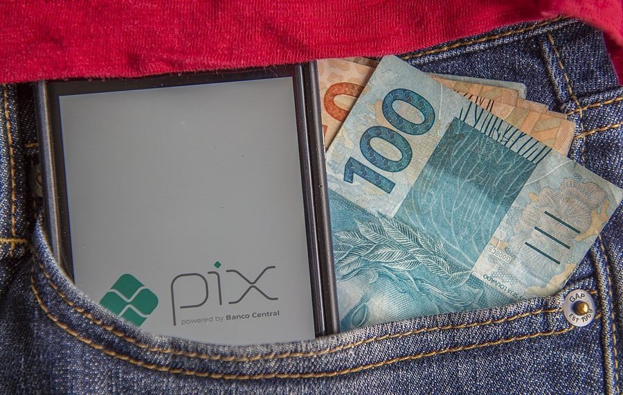 Pix: BC limita opções para horário noturno