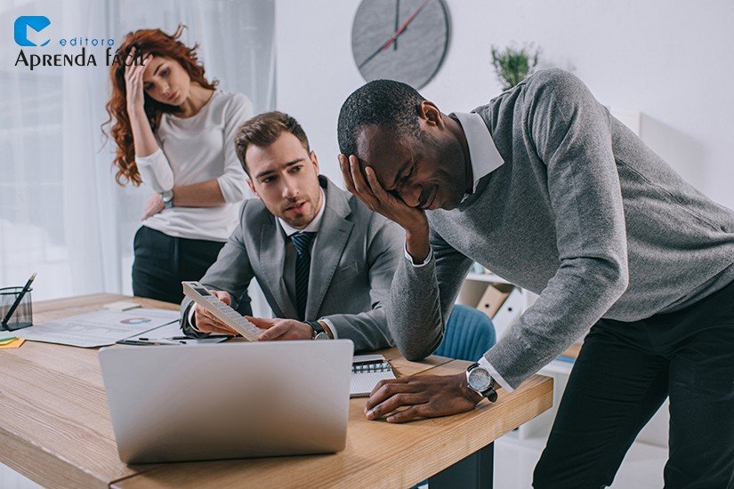 Por que geração millenial enfrenta estresse e burnout em cargos de chefia