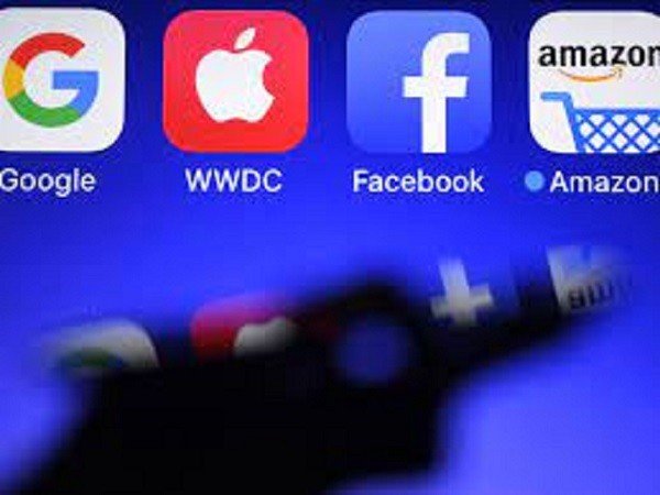 União Europeia aperta o cerco contra as gigantes da tecnologia
