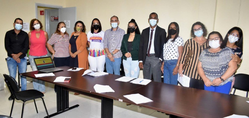 Equipe técnica da Seduc Alagoinhas se reúne com a Comissão de Educação da Câmara de Vereadores