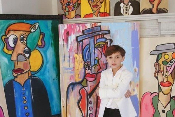 Artista plástico de apenas 10 anos faz sucesso entre celebridades e é comparado a Picasso