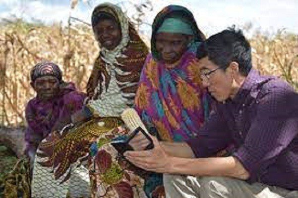 Professor chinês Li Xiaoyun coordena projetos agrícolas na Tanzânia