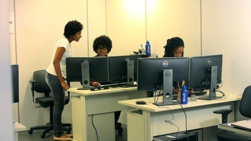 Programa estadual conduz jovens ao mercado de trabalho