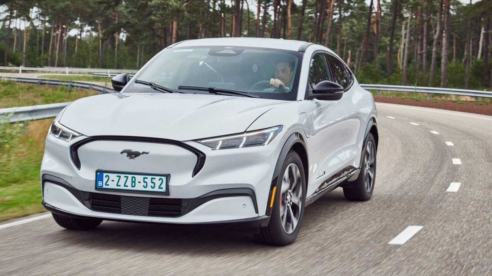 Ford quer triplicar produção de carros elétricos