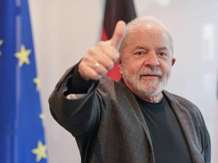 Ipec: Lula venceria no primeiro turno com 56% dos votos válidos
