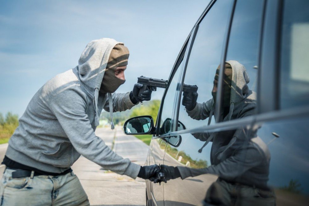 Sargento da PM é baleado em tentativa de assalto na Calçada