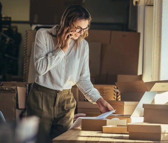 Faturamento do e-commerce brasileiro avança quase 80% em 2021