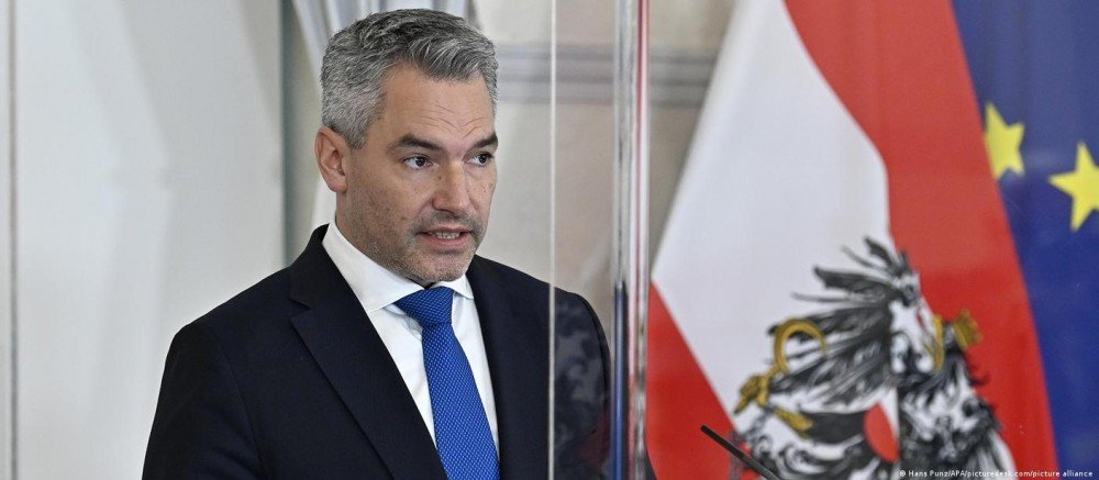 Áustria confirma vacinação obrigatória a partir de fevereiro