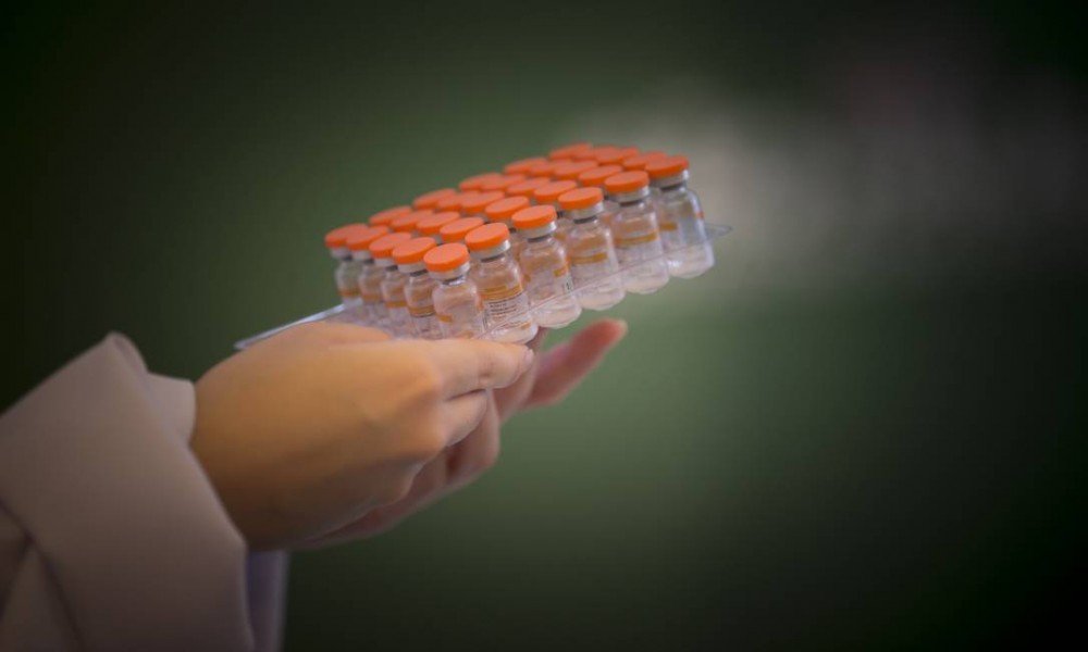 Pesquisadores avaliam eficácia da CoronaVac em crianças e adolescentes