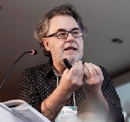 Lenio Streck ironiza hipocrisia de Moro, que tenta tratar brasileiros como idiotas