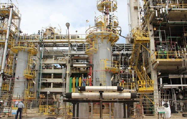 Efeitos da privatização: Refinaria Mataripe paralisa unidade e pode faltar diesel no nordeste