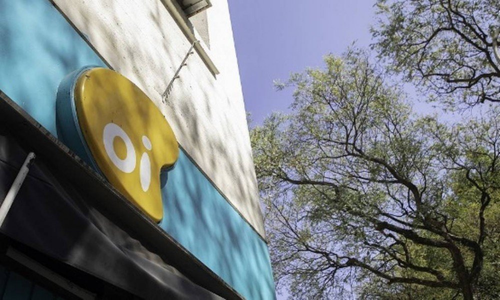Anatel aprova venda da Oi Móvel para Claro, Tim e Vivo. Veja o que muda para o consumidor