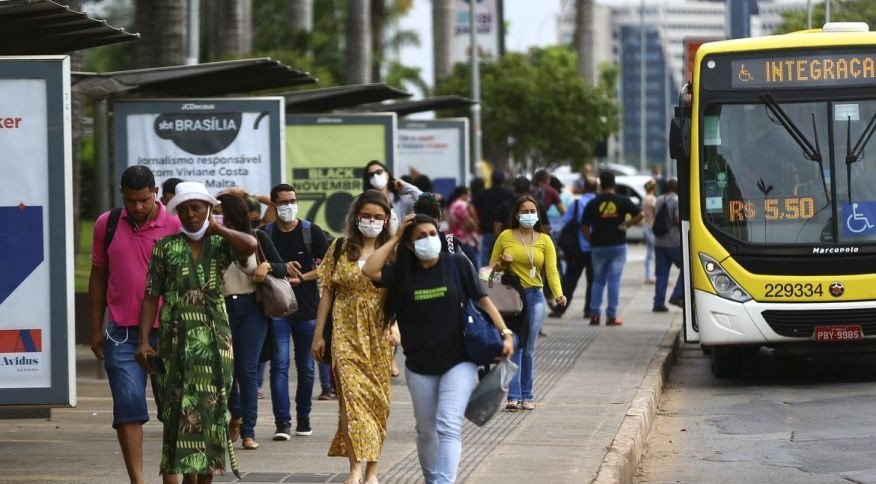 Brasil registra 77.947 casos de Covid-19 e 284 óbitos em 24 horas