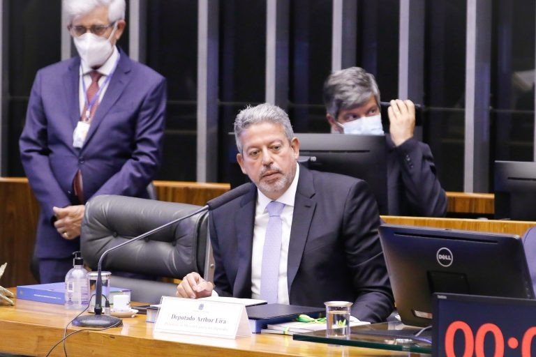 Lira diz que desemprego e inflação são os desafios a serem enfrentados nos próximos anos