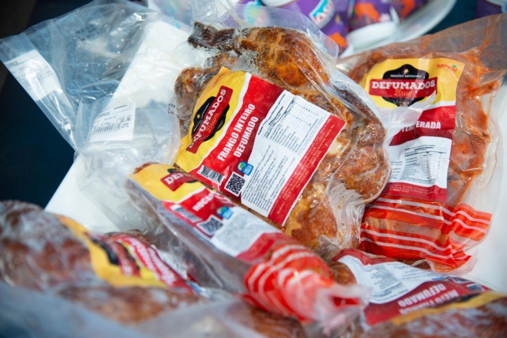 Bahia - Cortes de aves defumadas é mais um produto inovador da agricultura familiar