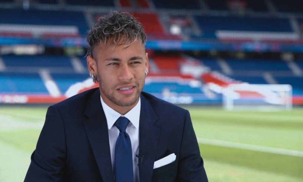 Neymar Jr toma 