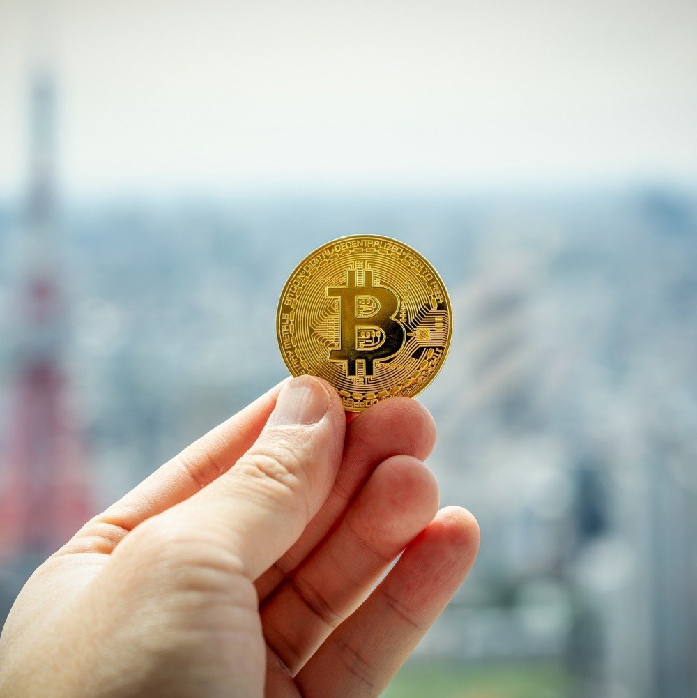 Legislação e criptomoedas: como investir com segurança
