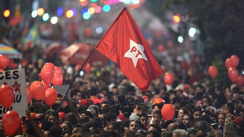 PT sobre conflito na Ucrânia: 'é necessário utilizar todas as possibilidades de mediação em fóruns multilaterais'