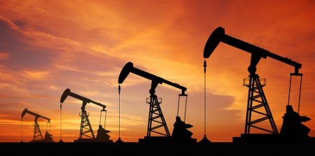 Preço do petróleo dispara e moeda russa derrete