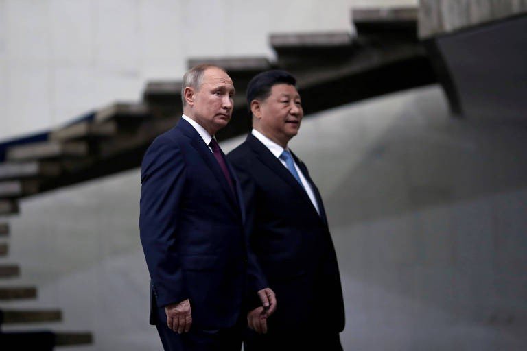 China pede calma para resolver conflito na Ucrânia e diz que amizade com Rússia é 