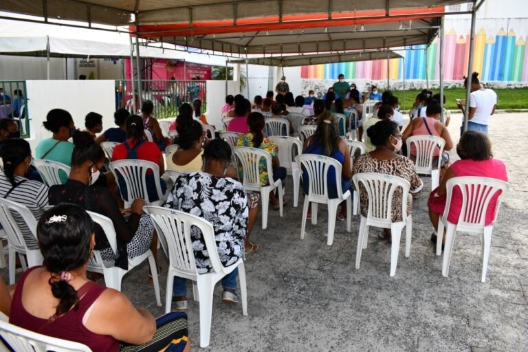 124 mulheres realizaram mamografias durante o primeiro dia do Rastreamento do Câncer de Mama