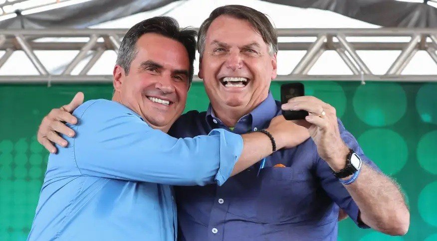 Mais corrupção: Bolsonaro libera recursos para 52 escolas fake no Piauí, estado de Ciro Nogueira