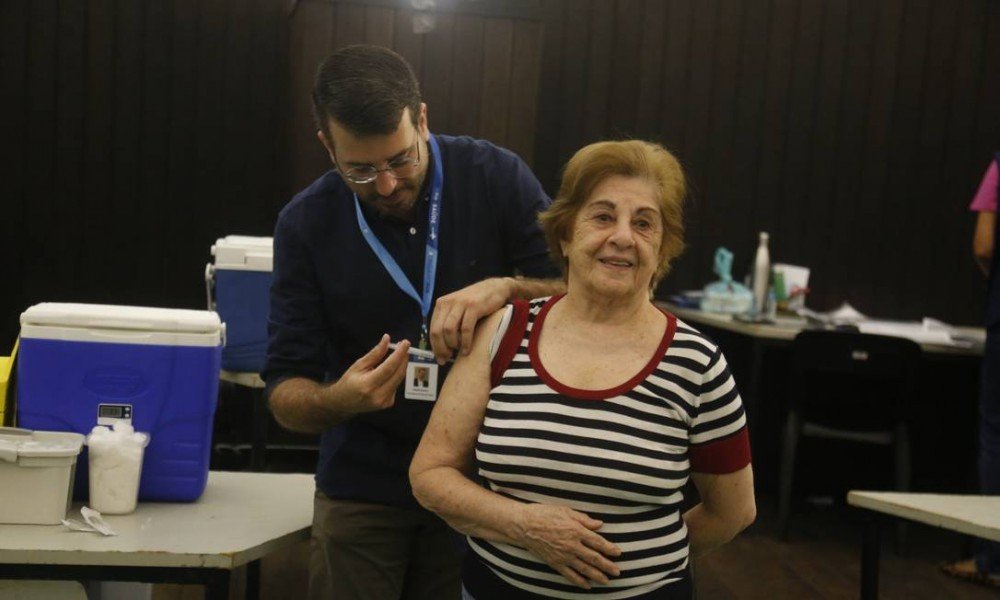 Secretários de Saúde veem ‘impacto de encerramento abrupto’ em fim do estado de emergência