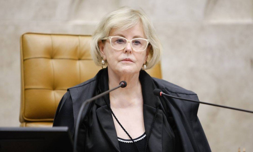 Rosa Weber dá dez dias para Presidência da República explicar perdão a Daniel Silveira
