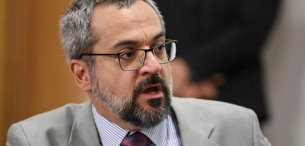 Lula e Alckmin vão viajar juntos pelo país após anúncio oficial de chapa