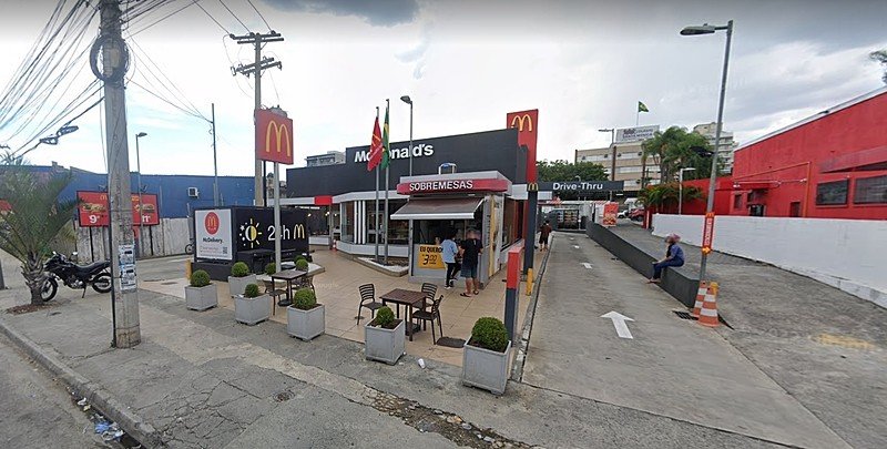 Juíza nega prisão de sargento dos bombeiros que atirou contra atendente do McDonald's no Rio