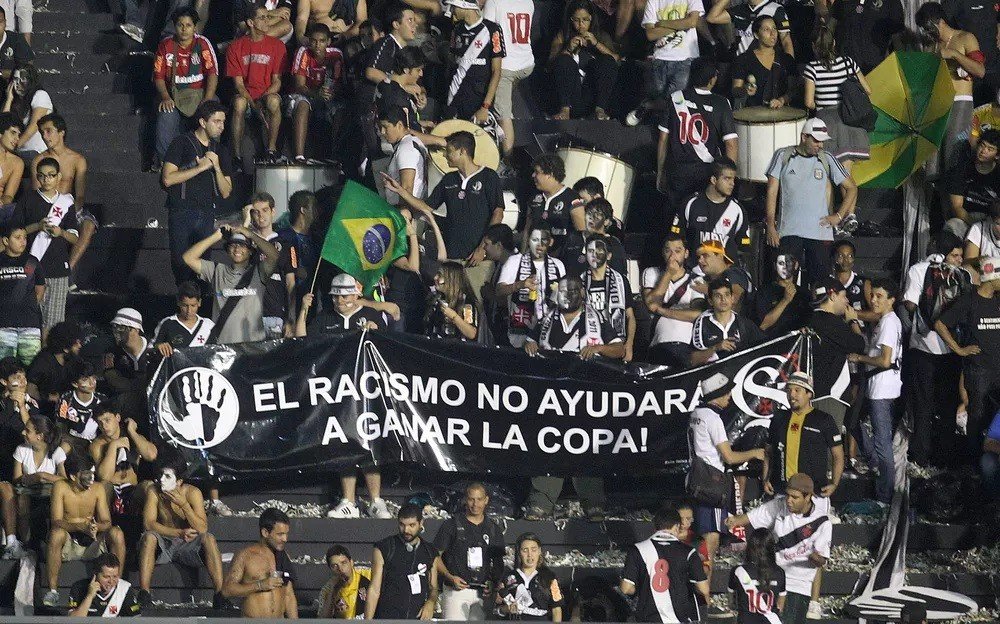 Senado aprova projeto que equipara injúria racial a crime de racismo